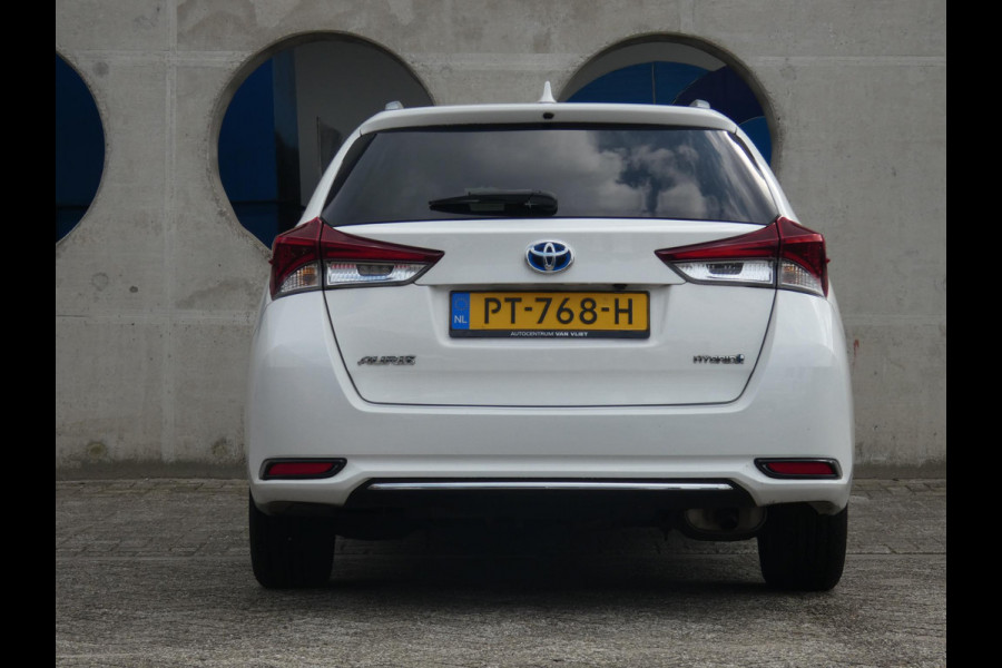 Toyota Auris Touring Sports 1.8 Hybrid Dynamic Go | NAVIGATIE | ACHTERUITRIJCAMERA |