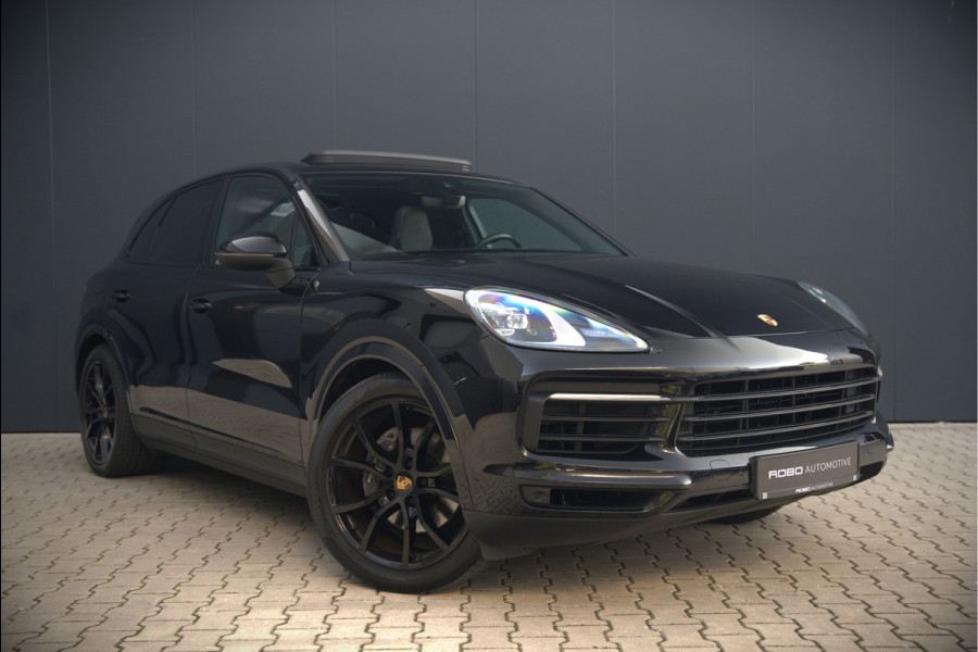 Porsche Cayenne 3.0 E-Hybrid | Sport Chrono | Panoramadak | Bose | Luchtvering | Stoelkoeling | Stoelverwarming | Memory Seats | PDLS | PASM | Camera | Volledig Leder | NAP | Elek. Achterklep | Navigatie | Trekhaak | Sof