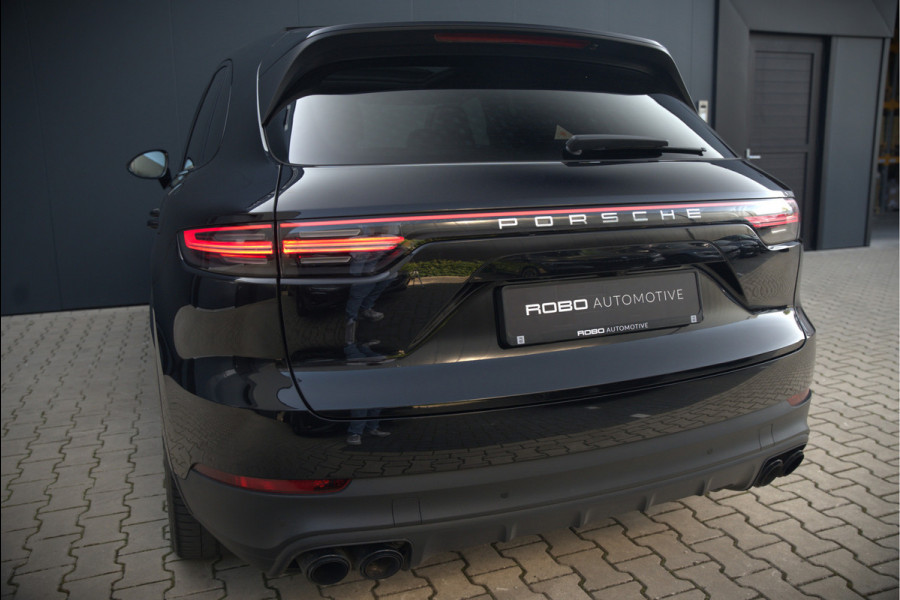 Porsche Cayenne 3.0 E-Hybrid | Sport Chrono | Panoramadak | Bose | Luchtvering | Stoelkoeling | Stoelverwarming | Memory Seats | PDLS | PASM | Camera | Volledig Leder | NAP | Elek. Achterklep | Navigatie | Trekhaak | Sof
