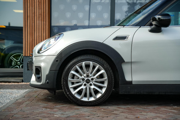 MINI Clubman 1.5 Cooper JCW Panoramadak Harman Kardon Navigatie DAB+ PDC LED