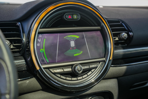 MINI Clubman 1.5 Cooper JCW Panoramadak Harman Kardon Navigatie DAB+ PDC LED