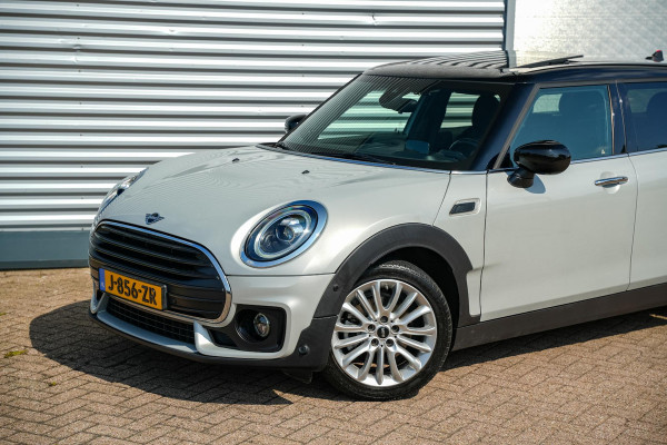 MINI Clubman 1.5 Cooper JCW Panoramadak Harman Kardon Navigatie DAB+ PDC LED