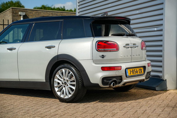 MINI Clubman 1.5 Cooper JCW Panoramadak Harman Kardon Navigatie DAB+ PDC LED