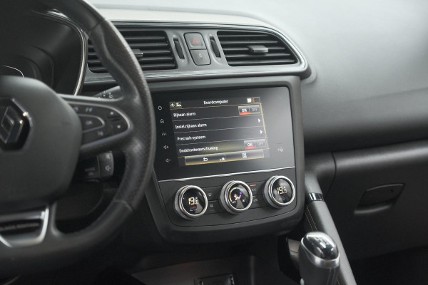 Renault Kadjar TCe 140 Black Edition | Camera | Dodehoekdetectie | Adaptieve Cruise Control | Apple Carplay