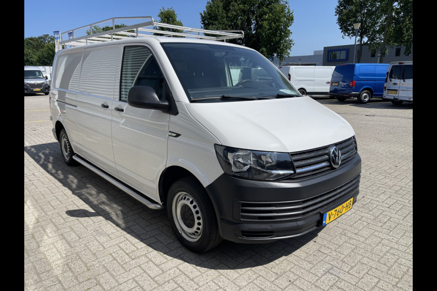 Volkswagen Transporter 2.0 TDI 102pk L2H1 Trendline / vaste prijs rijklaar € 13.950 ex btw / lease vanaf € 316 / euro 6 diesel / bpm vrij / airco / imperial / trekhaak 2200 kg !