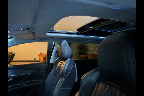 Peugeot 5008 1.2 PureTech Allure Garantie Full Option Pano 360Camera Massage Memory Seats Lane Keyless Blindspot Carplay Rijklaar