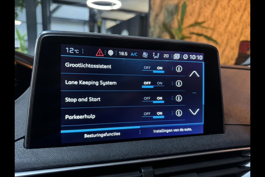 Peugeot 5008 1.2 PureTech Allure Garantie Full Option Pano 360Camera Massage Memory Seats Lane Keyless Blindspot Carplay Rijklaar