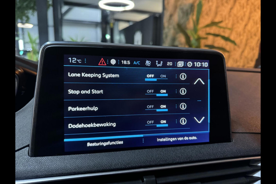 Peugeot 5008 1.2 PureTech Allure Garantie Full Option Pano 360Camera Massage Memory Seats Lane Keyless Blindspot Carplay Rijklaar