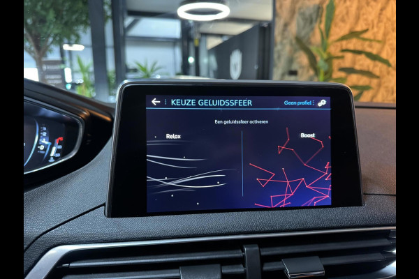 Peugeot 5008 1.2 PureTech Allure Garantie Full Option Pano 360Camera Massage Memory Seats Lane Keyless Blindspot Carplay Rijklaar