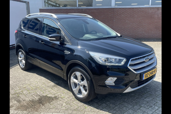 Ford Kuga EcoB. Titanium 150PK/TREKHAAK/WINTERPACK/ELEKTR.ACHTERKLEP e