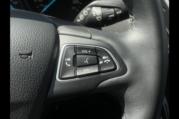 Ford Kuga EcoB. Titanium 150PK/TREKHAAK/WINTERPACK/ELEKTR.ACHTERKLEP e