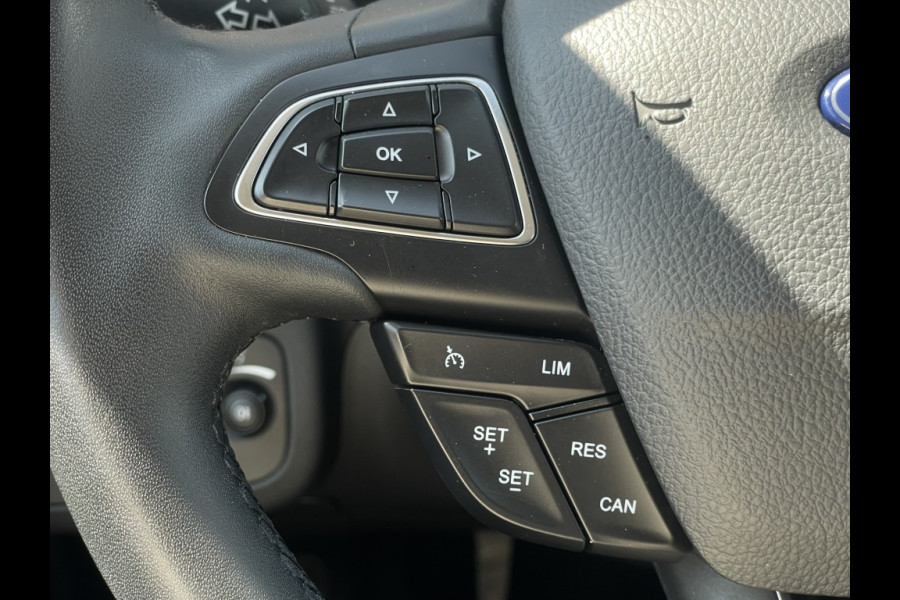 Ford Kuga EcoB. Titanium 150PK/TREKHAAK/WINTERPACK/ELEKTR.ACHTERKLEP e