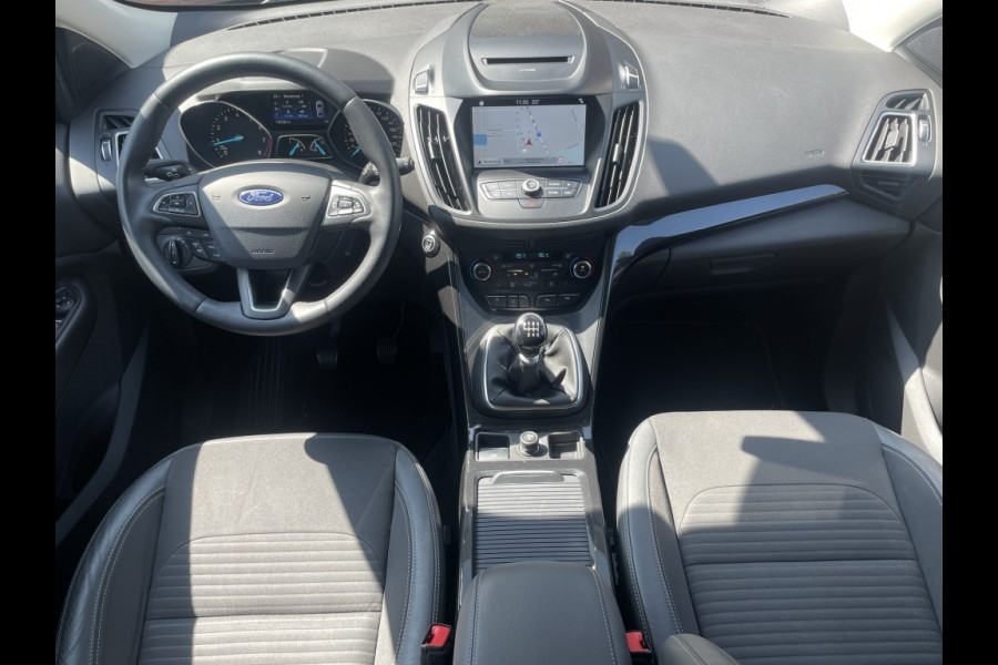 Ford Kuga EcoB. Titanium 150PK/TREKHAAK/WINTERPACK/ELEKTR.ACHTERKLEP e