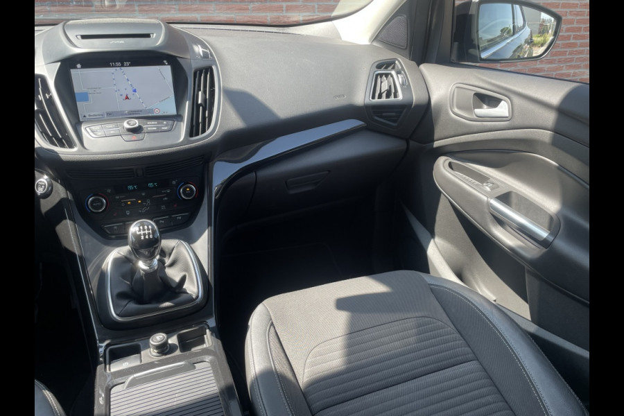 Ford Kuga EcoB. Titanium 150PK/TREKHAAK/WINTERPACK/ELEKTR.ACHTERKLEP e