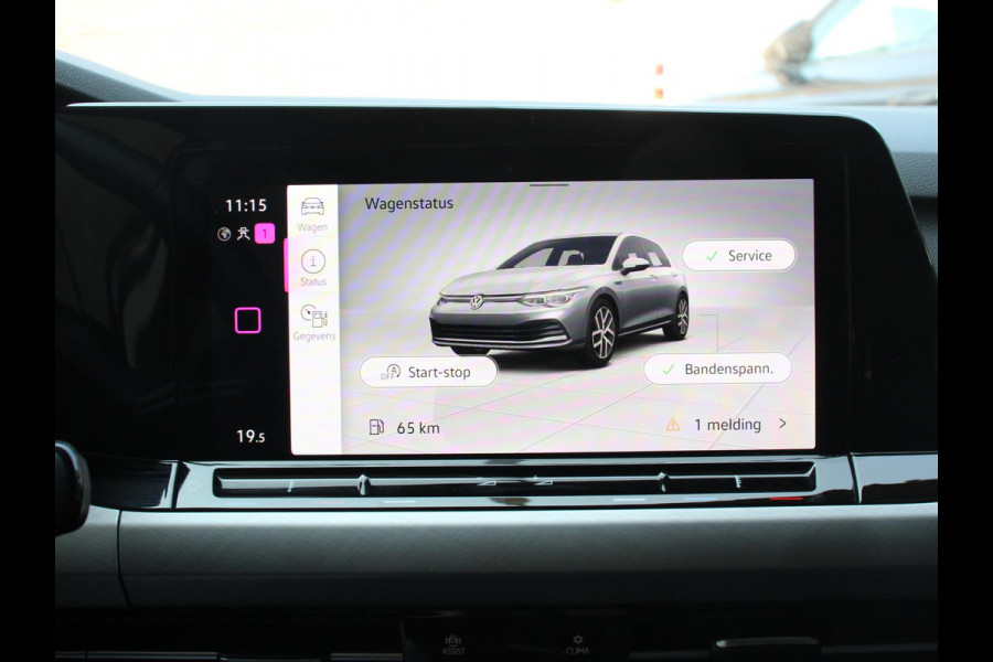 Volkswagen Golf 1.0 eTSI Life Business Climate control Cruise control adaptive Navigatie LED Parkeersensoren Camera Apple Carplay/ Android Auto Lichtmetalen Vegen 18"