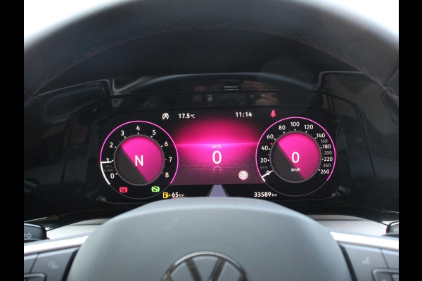 Volkswagen Golf 1.0 eTSI Life Business Climate control Cruise control adaptive Navigatie LED Parkeersensoren Camera Apple Carplay/ Android Auto Lichtmetalen Vegen 18"
