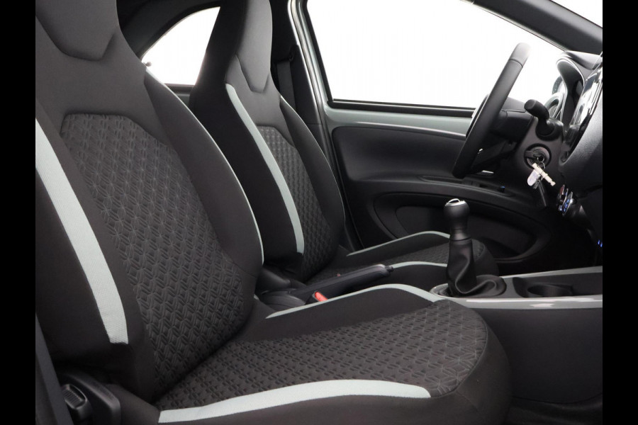 Toyota Aygo X 1.0 VVT-i MT Pulse Stoelverwarming | Adaptief Cruise Control | Apple Carplay & AndroidAUTO |