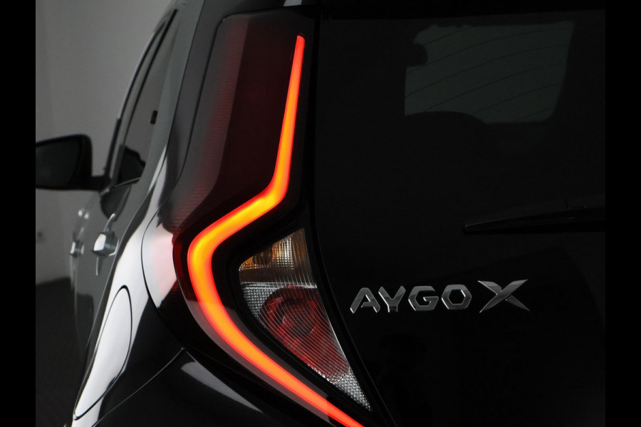 Toyota Aygo X 1.0 VVT-i MT Pulse Stoelverwarming | Adaptief Cruise Control | Apple Carplay & AndroidAUTO |