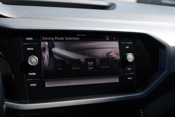 Volkswagen T-Cross 1.5 TSI R-Line Style 150 PK Automaat, LED, Keyless, Adap. Cruise Control