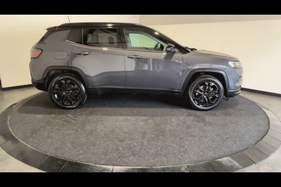 Jeep Compass 4xe 240 Plug-in Hybrid Electric Upland | Achteruitrijcamera | Highway assist |