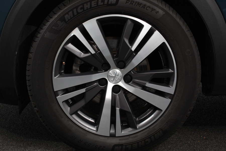 Peugeot 3008 1.2 PureTech 130pk Automaat Allure Peugeot 3008 1.2 PureTech 130pk EAT8 / AUTOMAAT Allure | Navigatie | Climate Control | Lichtmetalen velgen | Parkeer sensoren