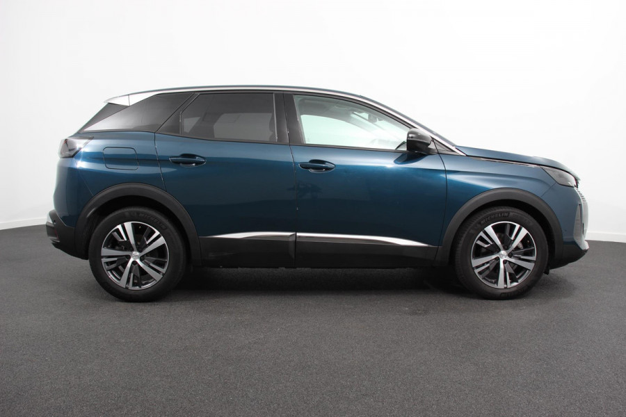 Peugeot 3008 1.2 PureTech 130pk Automaat Allure Peugeot 3008 1.2 PureTech 130pk EAT8 / AUTOMAAT Allure | Navigatie | Climate Control | Lichtmetalen velgen | Parkeer sensoren