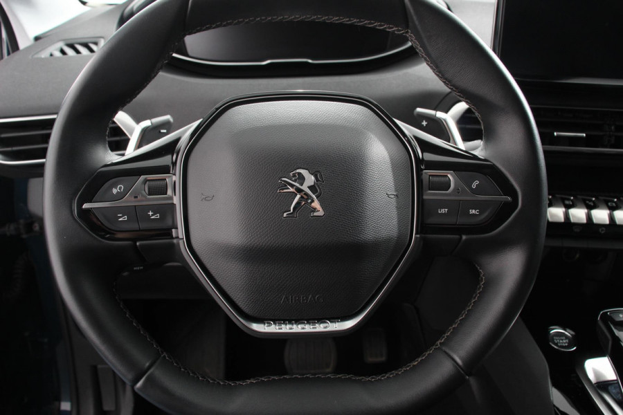 Peugeot 3008 1.2 PureTech 130pk Automaat Allure Peugeot 3008 1.2 PureTech 130pk EAT8 / AUTOMAAT Allure | Navigatie | Climate Control | Lichtmetalen velgen | Parkeer sensoren