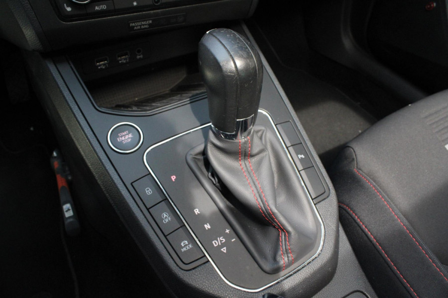 Seat Ibiza 1.0 TSI FR Business Intense PANO | CAMERA | BEATS | STOELVW