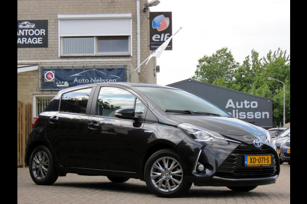 Toyota Yaris 1.5 Hybrid Dynamic | NAVI | ACHTERUITRIJCAMERA | KEYLESS ENTRY | CRUISE CONTROL | DEALER ONDERHOUDEN |