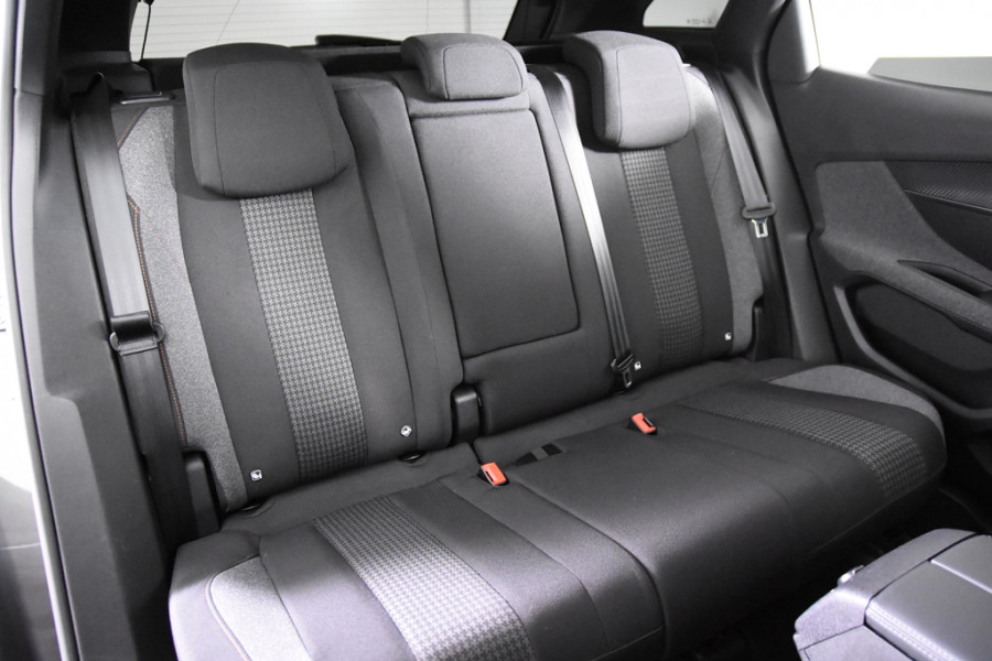 Peugeot 3008 1.2 Allure EAT8 *Navigatie*Park Assist*