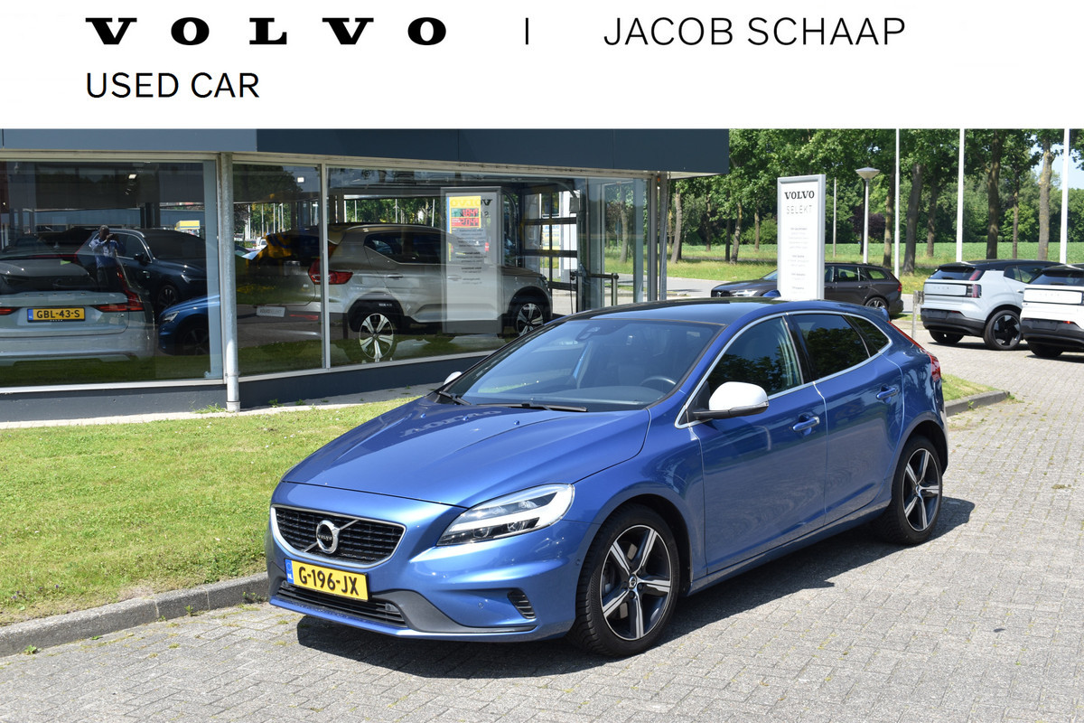 Volvo V40 T3 150PK Polar+ Sport | H&K | Trekhaak | Panoramadak | Camera | Stoelverwarming Volvo V40 T3 150PK Polar+ Sport | H&K | Trekhaak | Panoramadak | Camera | Stoelverwarming