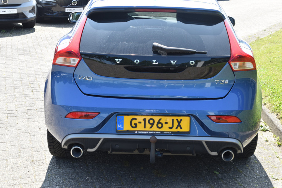 Volvo V40 T3 150PK Polar+ Sport | H&K | Trekhaak | Panoramadak | Camera | Stoelverwarming