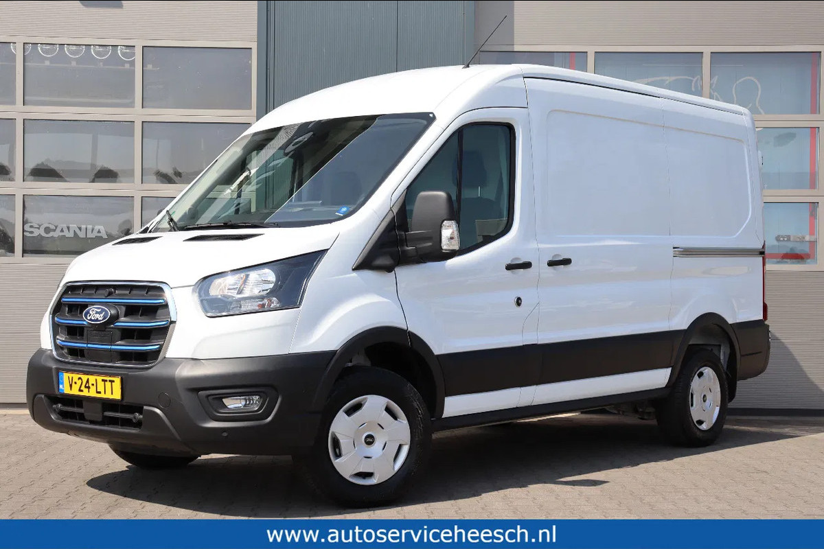 Ford E-Transit 68KWH L2H2 l 2x SCHUIFDEUR l NAVI l 360 CAMERA l ACC l CLIMATE CONTROL Ford E-Transit 68KWH L2H2 l 2x SCHUIFDEUR l NAVI l 360 CAMERA l ACC l CLIMATE CONTROL