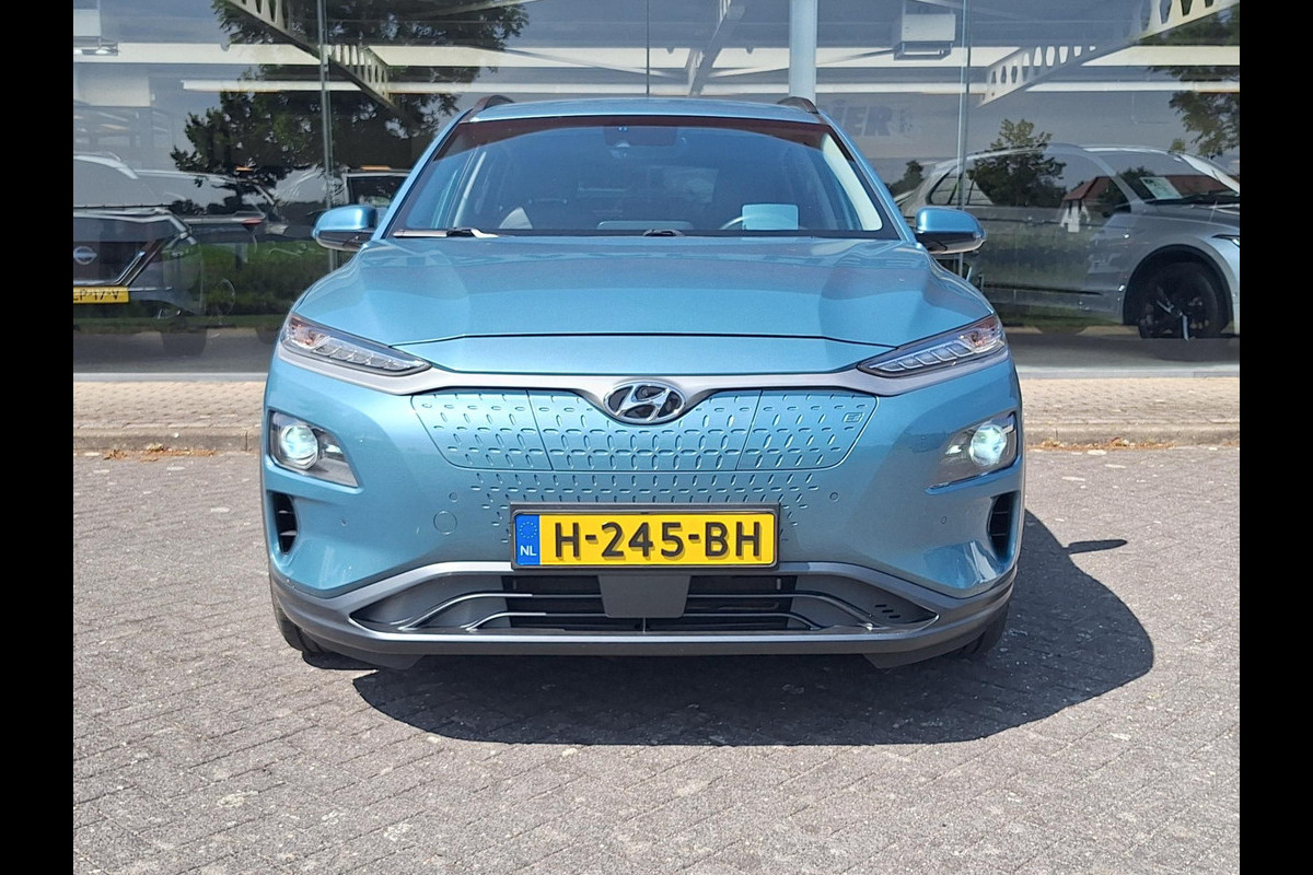 Hyundai Kona EV Fashion 64 kWh | WLPT 480 km | SOH 97.1% ! | NAVI | Adaptive CC | Climate | Full LED | (occasion) Hyundai Kona EV Fashion 64 kWh | WLPT 480 km | SOH 97.1% ! | NAVI | Adaptive CC | Climate | Full LED | (occasion)