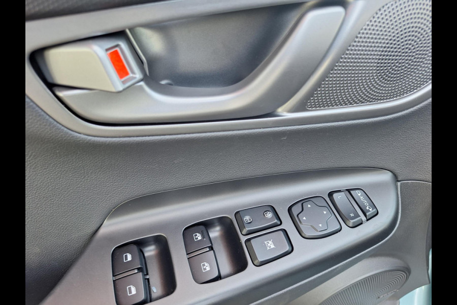 Hyundai Kona EV Fashion 64 kWh | WLPT 480 km | SOH 97.1% ! | NAVI | Adaptive CC | Climate | Full LED | (occasion)