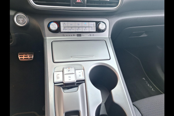 Hyundai Kona EV Fashion 64 kWh | WLPT 480 km | SOH 97.1% ! | NAVI | Adaptive CC | Climate | Full LED | (occasion)