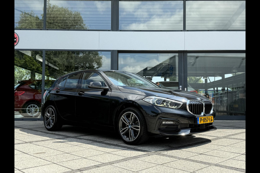BMW 1-serie 118i Business Ed. | Navi | Live-Cockpit | Carplay |