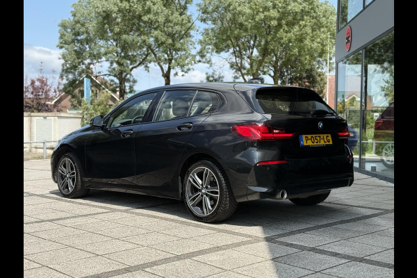 BMW 1-serie 118i Business Ed. | Navi | Live-Cockpit | Carplay |
