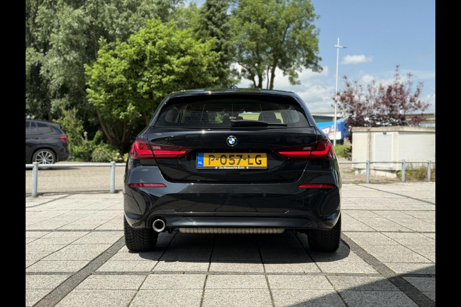 BMW 1-serie 118i Business Ed. | Navi | Live-Cockpit | Carplay |
