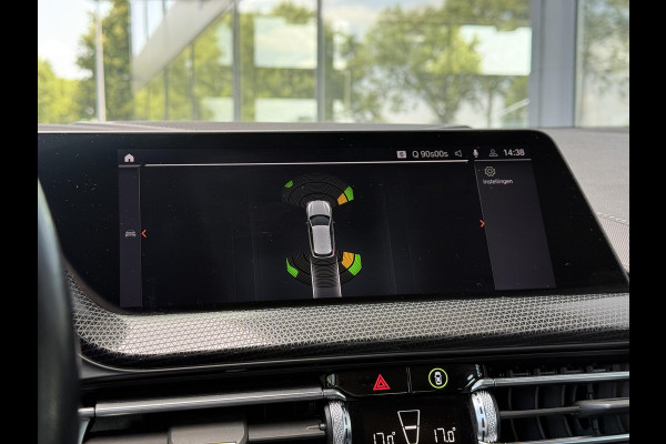 BMW 1-serie 118i Business Ed. | Navi | Live-Cockpit | Carplay |