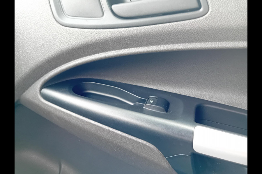 Ford Transit Connect 1.5 EcoBlue L2 Trend Automaat | Navigatie | Airco | PDC A | Cruise Control | 3Zits | Camera | DAB+ | Lichtmetalen velgen | Trekhaak