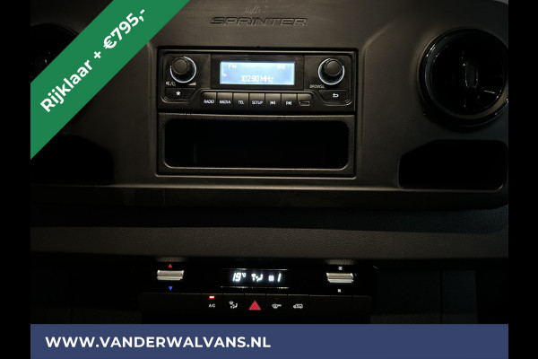 Mercedes-Benz Sprinter 315 CDI 150pk L3H2 Euro6 RIJKLAAR Airco | Camera | Cruisecontrol | Stoelverwarming 270 Graden achterdeuren, Bijrijdersbank