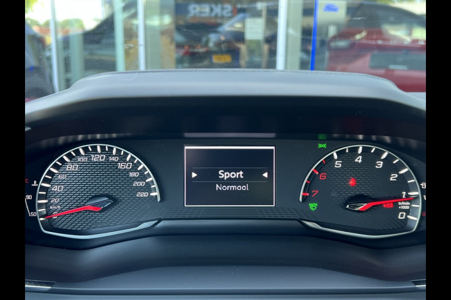 Peugeot 2008 1.2 PT Active Pack, automaat, navi,camera