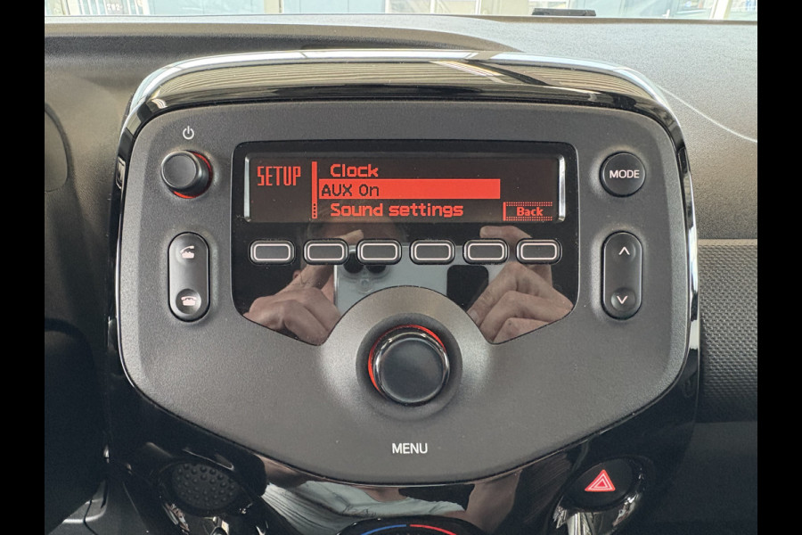 Citroën C1 1.0 VTi Comfort Look 5-drs. AIRCO/MEDIA/PRIVACYGLASS