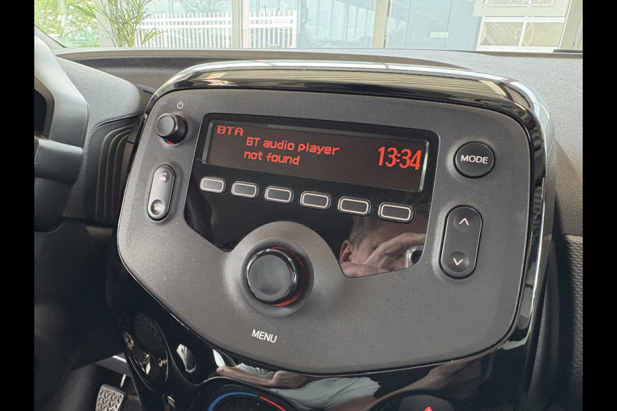 Citroën C1 1.0 VTi Comfort Look 5-drs. AIRCO/MEDIA/PRIVACYGLASS