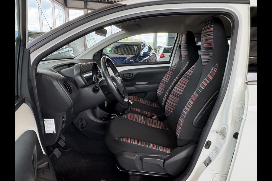 Citroën C1 1.0 VTi Comfort Look 5-drs. AIRCO/MEDIA/PRIVACYGLASS
