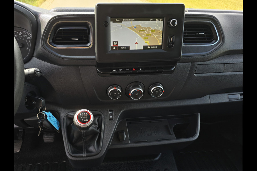 Renault Master T35 2.3 dCi Lowliner - 145 Pk - Euro 6 - Navi - Parkeercamera - Bakwagen - Plancher - Verkoopwagen