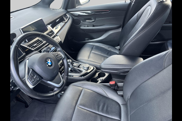 BMW 2 Serie Active Tourer 225xe iPerformance High Executive | leder | head-up display | dealer onderhouden | PHEV | plug-in