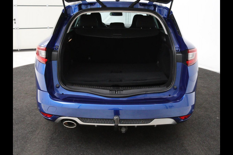 Renault MEGANE Estate 1.2 TCe GT-Line | Leder | Stoelverwarming | Camera | Cruise control | Trekhaak | LED | Navigatie | Sfeerverlichting | BOSE audio