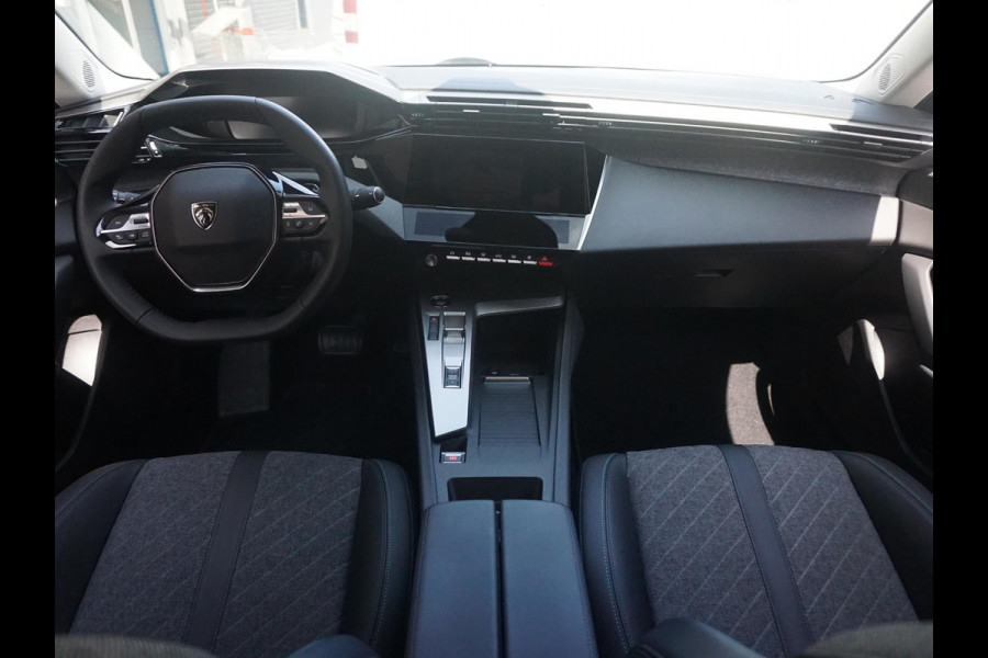 Peugeot 408 1.2 TURBO Allure Pack 130 EAT8